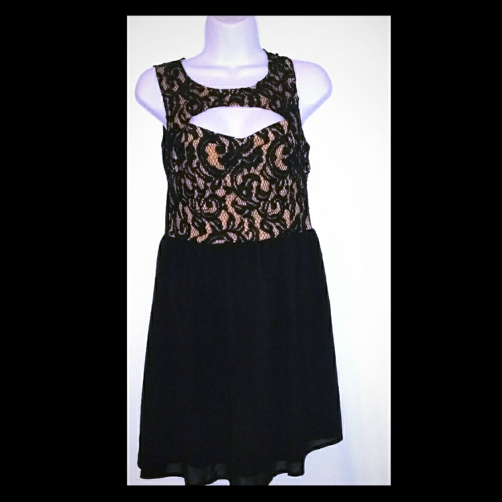 Sleeveless holiday love culture.com dress